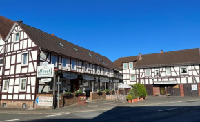 Отель Hotel Orthwein -kostenfreie Parkplätze-  Кёльбе